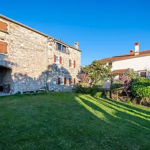holiday-house-in-istria.in-istria.net/