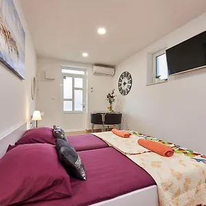 Bascan Apartment