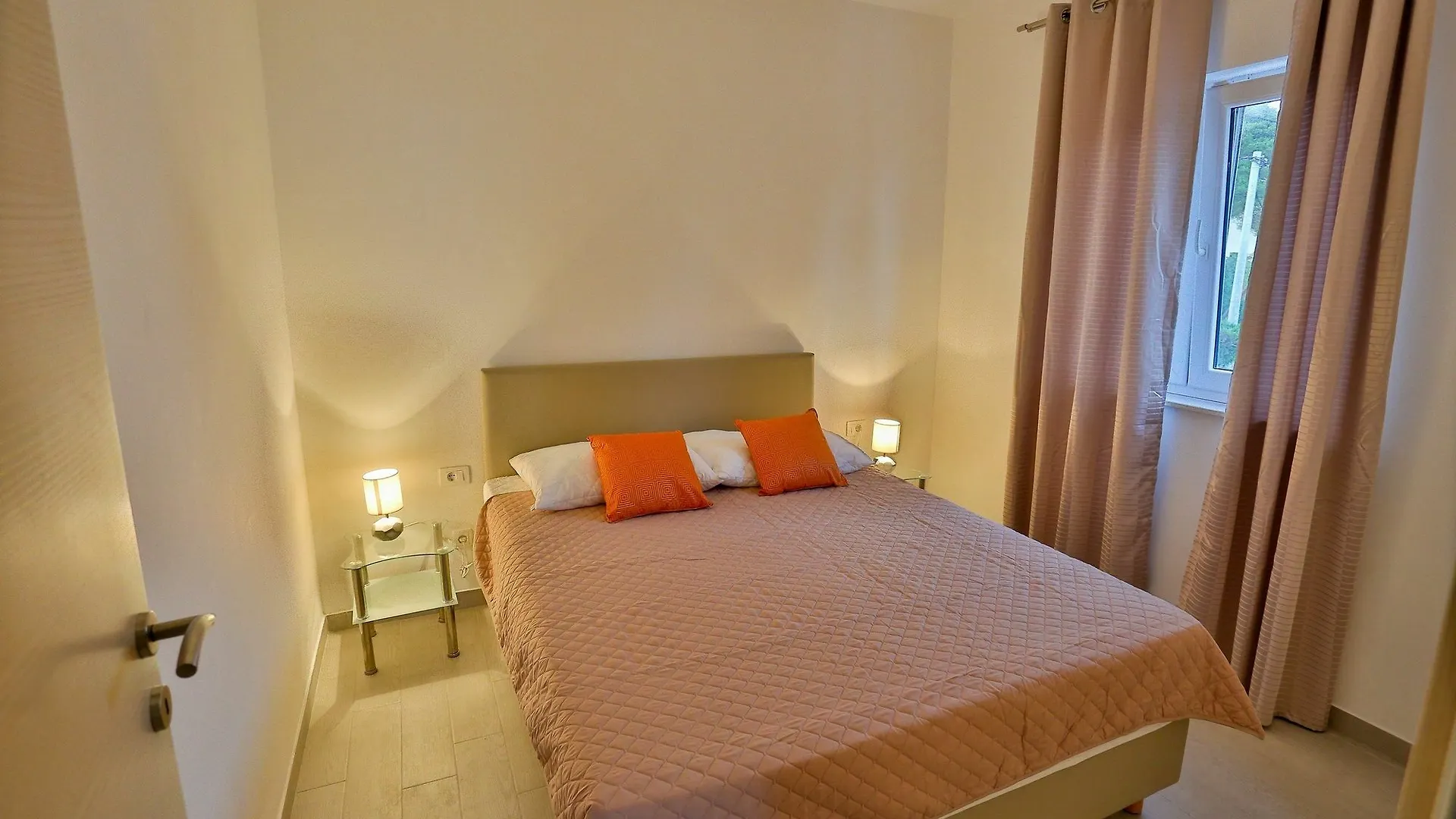 Apartments Marly Trogir