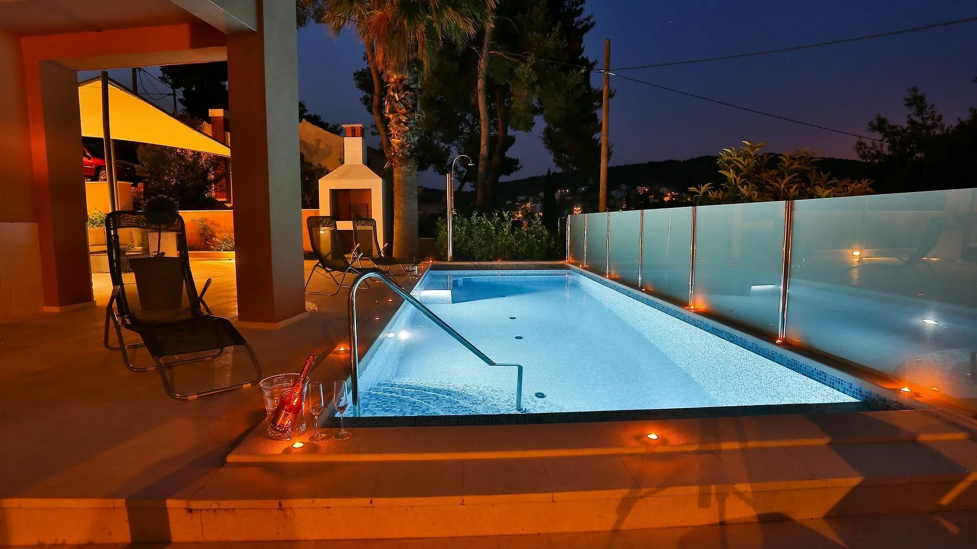 Apartments Marly Trogir