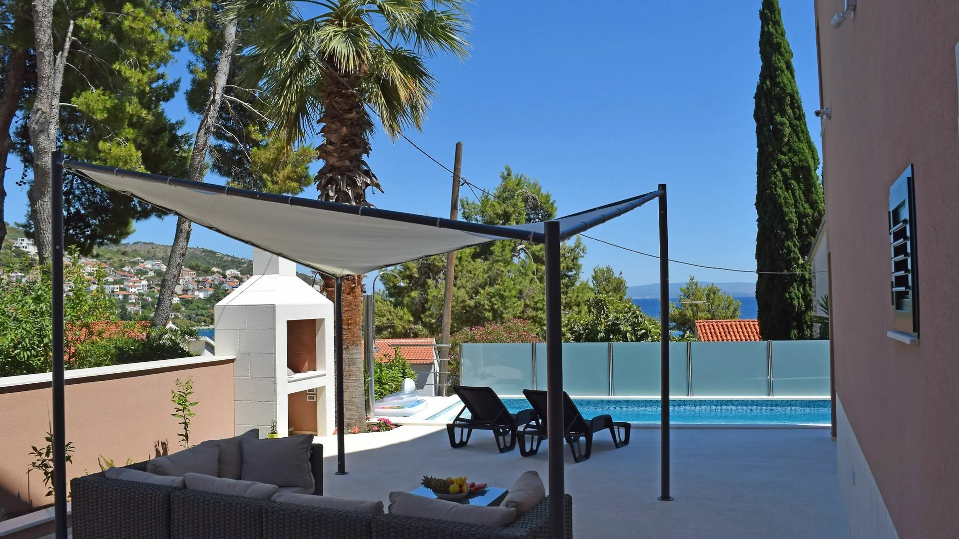 Apartments Marly Trogir